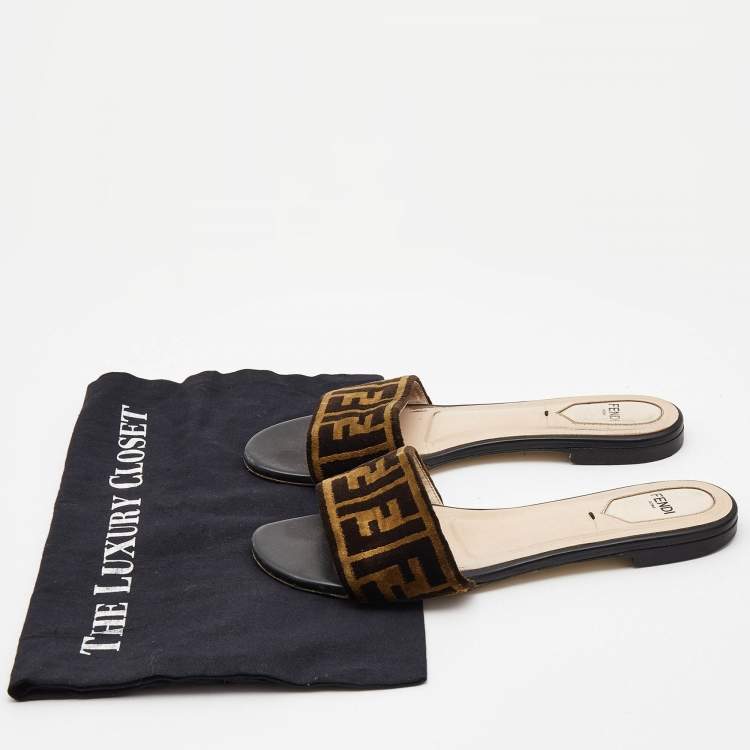 Pre Owned Fendi Two Tone Zucca Velvet Flat Slides Size 38