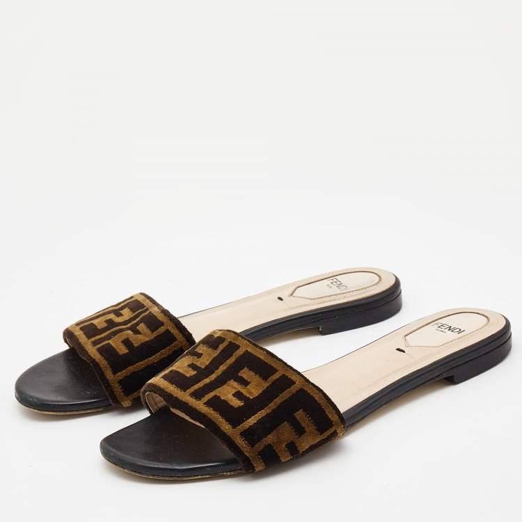 Womens fendi hot sale slides