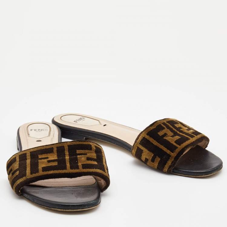 Pre Owned Fendi Two Tone Zucca Velvet Flat Slides Size 38