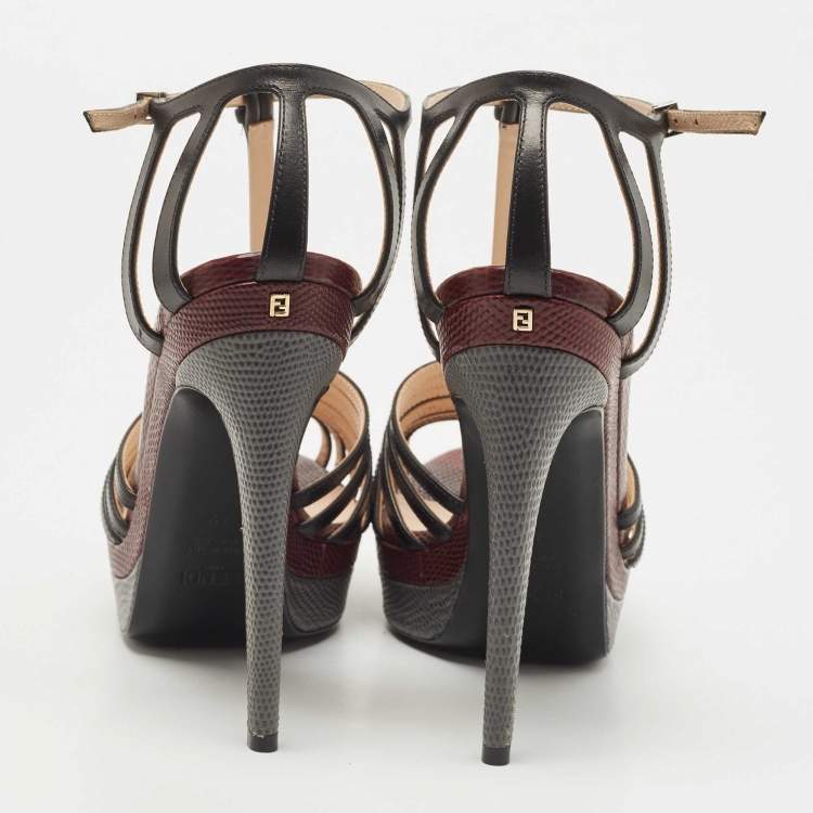مملوكة مسبقًا Fendi Black Leather Strappy T-Bar Platform Sandals Size 39