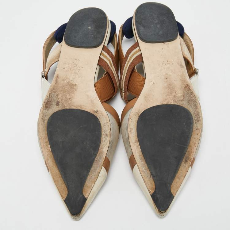 مملوكة مسبقًا Fendi Beige/Brown Canvas and Mesh Colibri Slingback Flats Size 39
