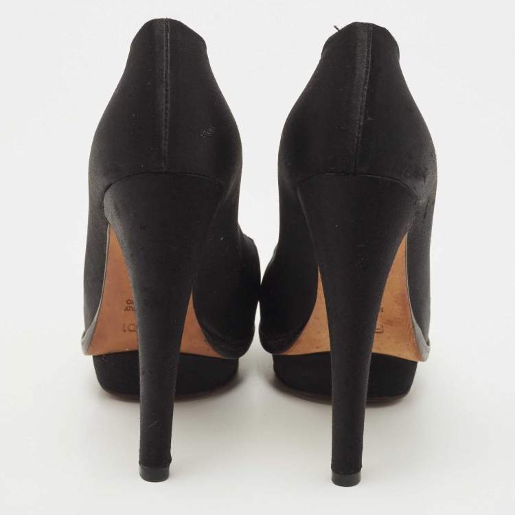 Pre Owned Fendi Black Satin FF Logo Bridge Heel Platform Pumps Size 36