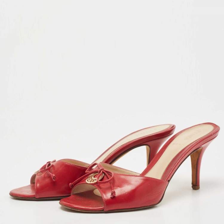 Pre Owned Fendi Dark Red Leather Logo Charm Bow Slide Sandals Size 35