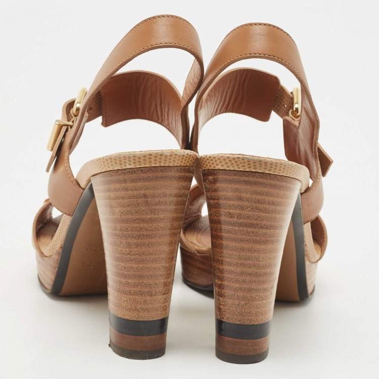 Pre Owned Fendi Beige Leather Ankle Strap Platform Sandals Size 40