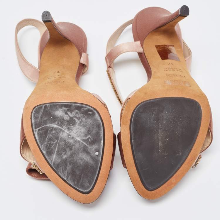 مملوكة مسبقًا Fendi Beige Satin Crystal Embellished Bow Slingback Sandals Size 37