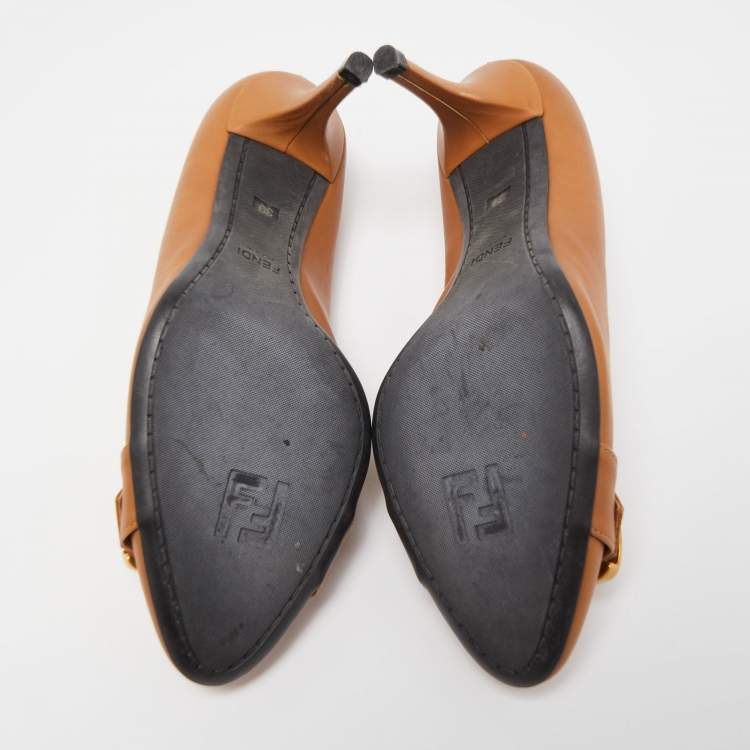 Pre Owned Fendi Brown Leather Buckle Pumps Size 39