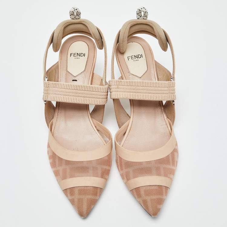 مملوكة مسبقًا Fendi Beige Mesh and Fabric Colibri Pointed Pumps Size 38.5