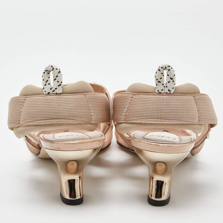 مملوكة مسبقًا Fendi Beige Mesh and Fabric Colibri Pointed Pumps Size 38.5