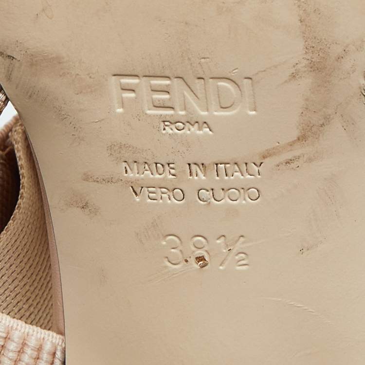 مملوكة مسبقًا Fendi Beige Mesh and Fabric Colibri Pointed Pumps Size 38.5