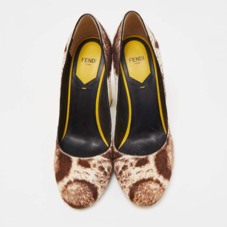 Pre Owned Fendi Brown/White Calf Hair Round Toe Pumps Size 39
