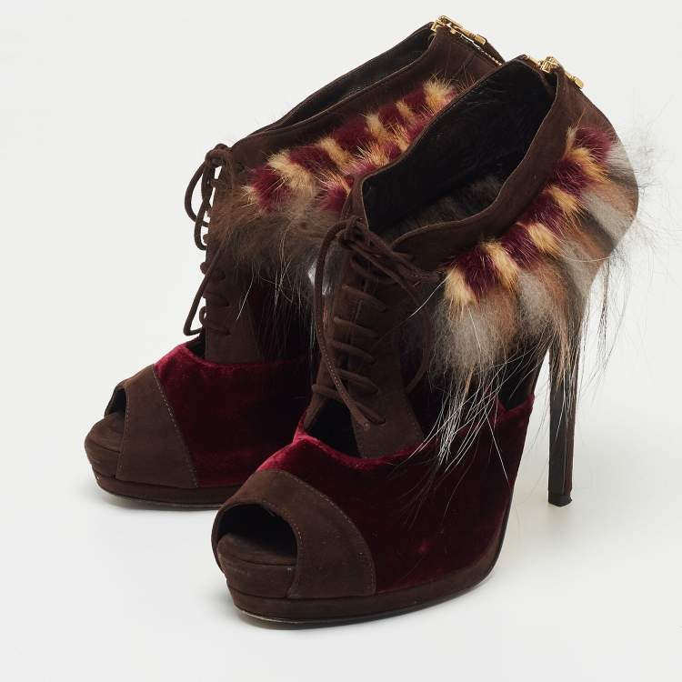 مملوكة مسبقًا Fendi Multicolor Faux Fur and Suede Embellished Booties Size 41
