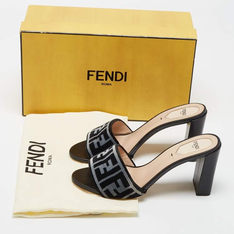 Pre Owned Fendi Black/Grey Zucca Velvet Open Toe Slide Sandals Size 38.5