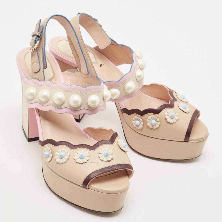 Pre Owned Fendi Pink/Beige Leather Pearl Studded Accents Sandals Size  39
