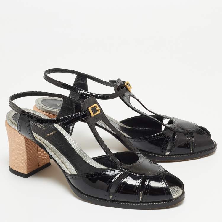 مملوكة مسبقًا Fendi Black Patent Leather Peep Toe T-Bar Ankle Strap Sandals Size 41