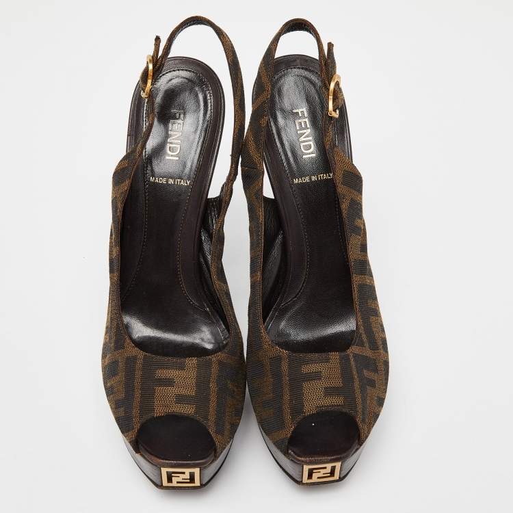 مملوكة مسبقًا Fendi Brown Zucca Canvas Fendista Peep Toe Slingback Pumps Size 38