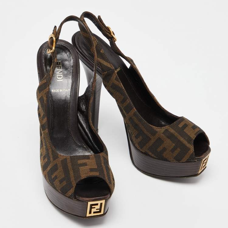 مملوكة مسبقًا Fendi Brown Zucca Canvas Fendista Peep Toe Slingback Pumps Size 38