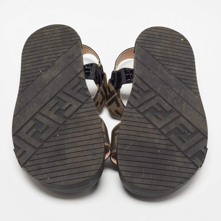 Pre Owned Fendi Brown/Black Zucca Canvas and Croc Embossed Leather Flat Sandals Size 40