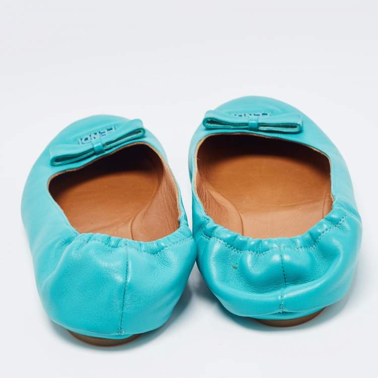 مملوكة مسبقًا Fendi Turquoise Leather Bow Scrunch Ballet Flats Size 38