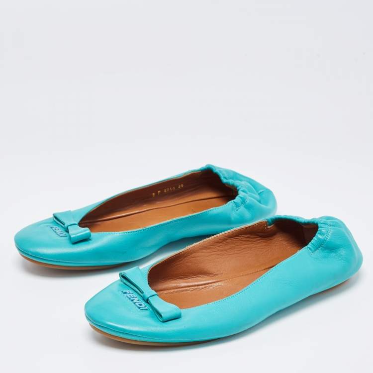 مملوكة مسبقًا Fendi Turquoise Leather Bow Scrunch Ballet Flats Size 38