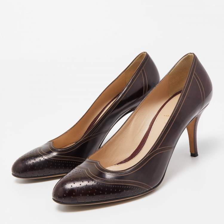 Pre Owned Fendi Brown Leather Perforated Brogue Detail Pumps Size 39.5