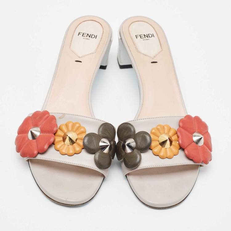 مملوكة مسبقًا Fendi Multicolor Leather Flowerland  Slide Sandals Size 38