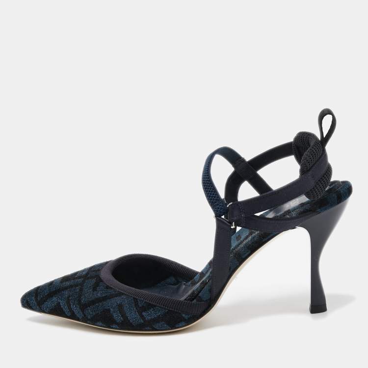 Pre Owned Fendi Navy Blue/Black Zucca Velvet Colibri Pumps Size 37.5