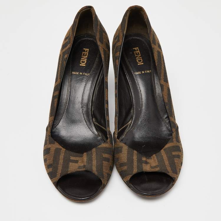 Pre Owned Fendi Brown Zucca Canvas Peep Toe Pumps Size 37