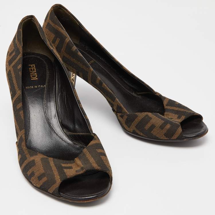 Pre Owned Fendi Brown Zucca Canvas Peep Toe Pumps Size 37