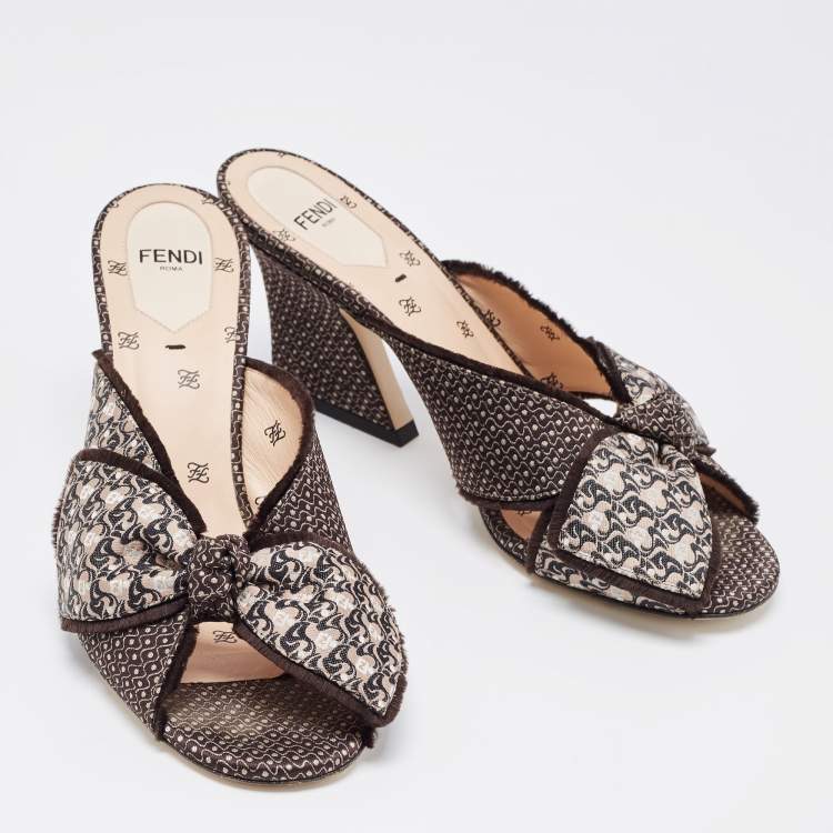 Pre Owned Fendi Brown/Black Fabric Knotted Mule Sandals Size 38.5