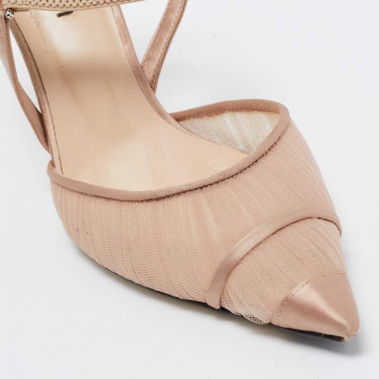Pre Owned Fendi Beige Satin and Lace Colibri Slingback Pumps Size 37