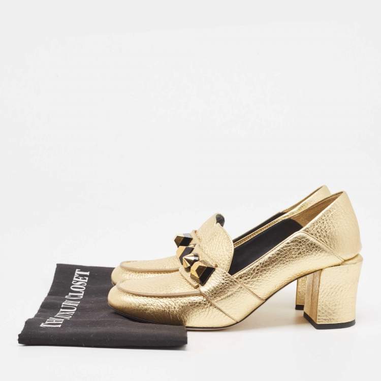 Pre Owned Fendi Gold textured Leather Geometric Stud Loafer Pumps Size 38.5