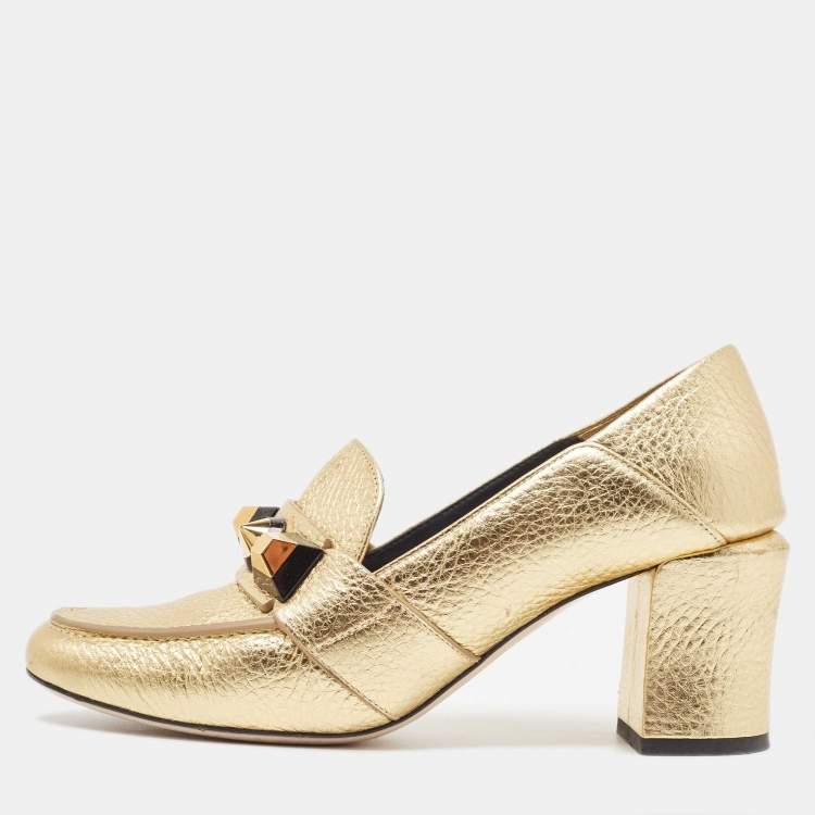 Pre Owned Fendi Gold textured Leather Geometric Stud Loafer Pumps Size 38.5