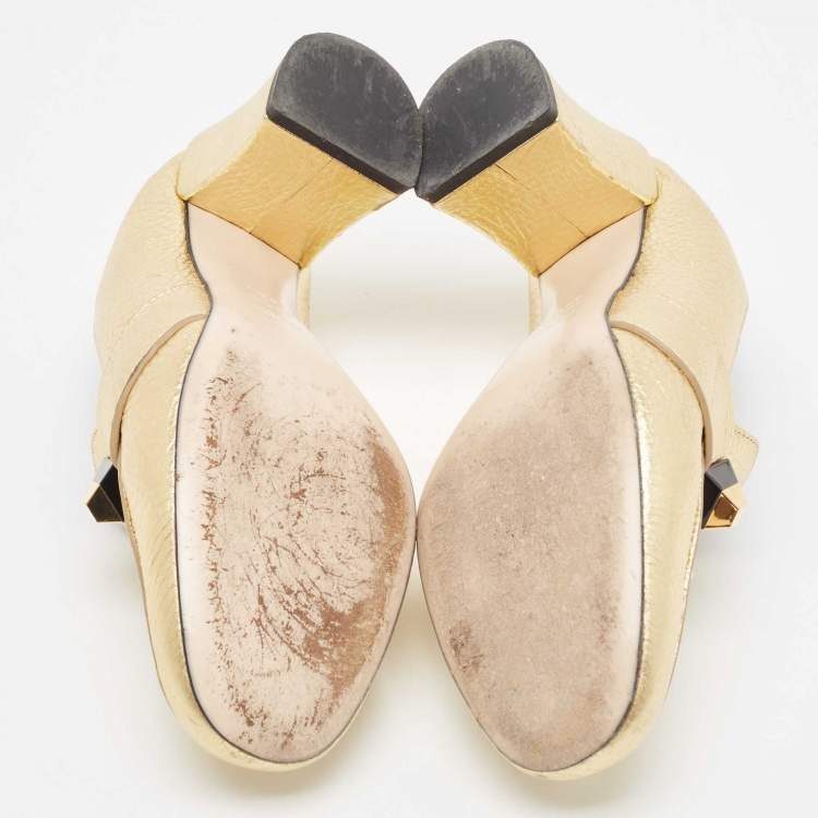 Pre Owned Fendi Gold textured Leather Geometric Stud Loafer Pumps Size 38.5