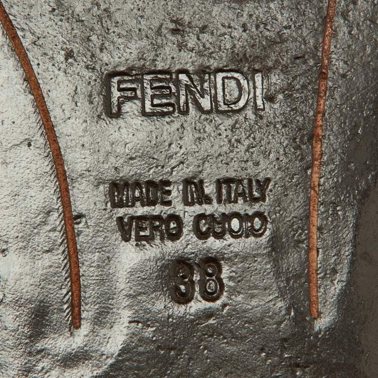 مملوكة مسبقًا Fendi Tobacco Zucca Canvas Logo Bow Ballet Flats Size 38