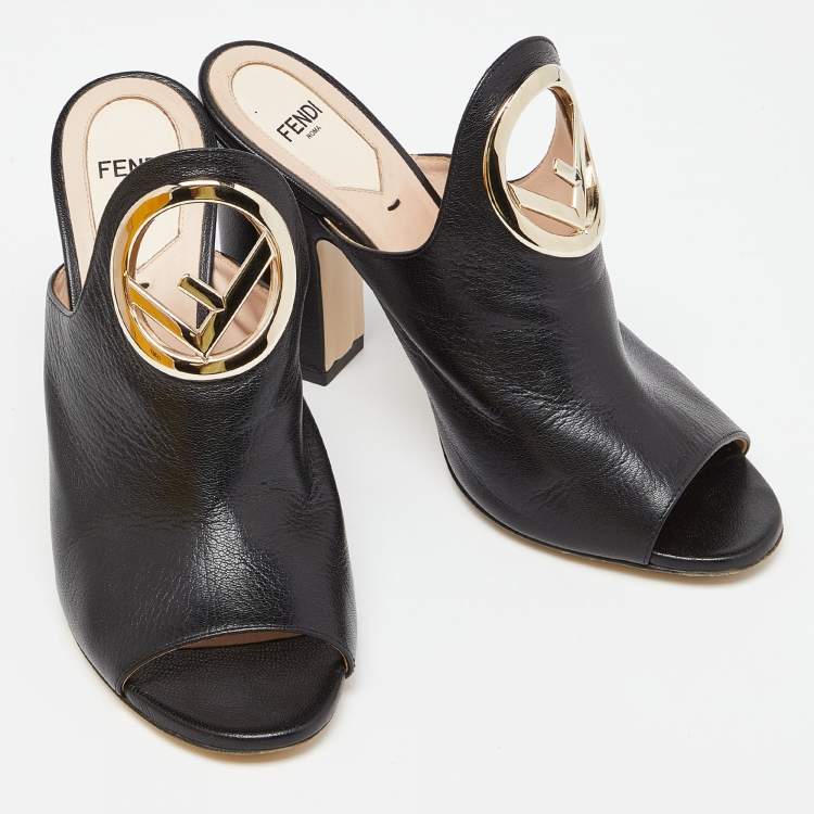 Pre Owned Fendi Black Leather Open Toe Mules Size 38