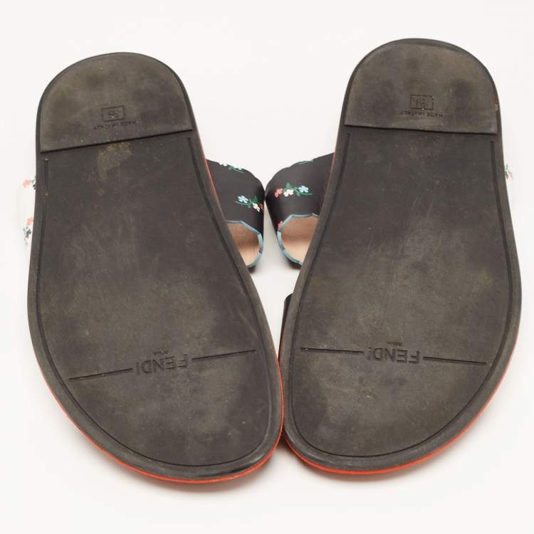 مملوكة مسبقًا Fendi Multicolor Floral Print Leather Strap Slide Sandals Size 38