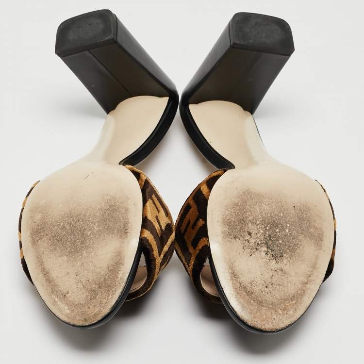 Pre Owned Fendi Brown/Beige Zucca Velvet Slide Sandals Size 39
