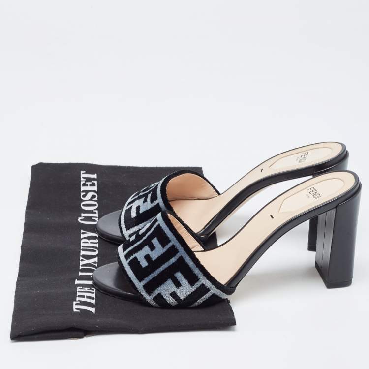 Pre Owned Fendi Black/Grey Zucca Velvet Slide Sandals Size 37.5