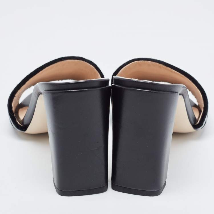 Pre Owned Fendi Black/Grey Zucca Velvet Slide Sandals Size 37.5