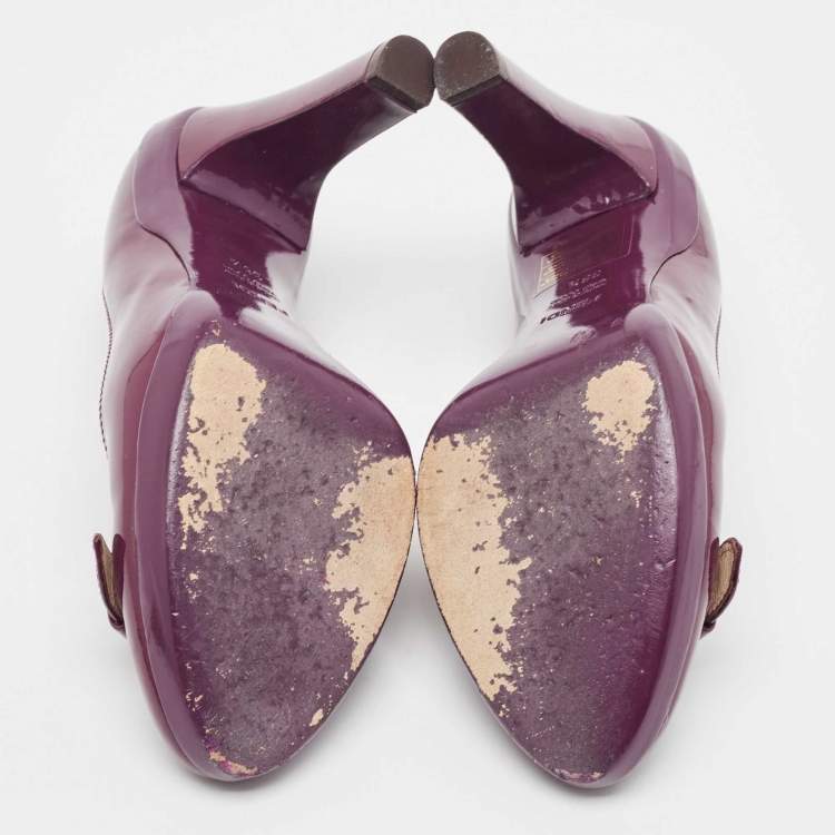 Pre Owned Fendi Burgundy Patent Leather Buckle Detail  Round Toe Pumps Size 36.5