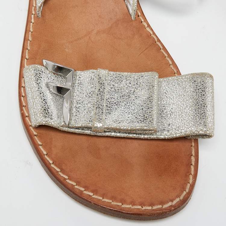Pre Owned Fendi Silver/Black Textured Suede and Logo Elastic Flat Sandals Size 36