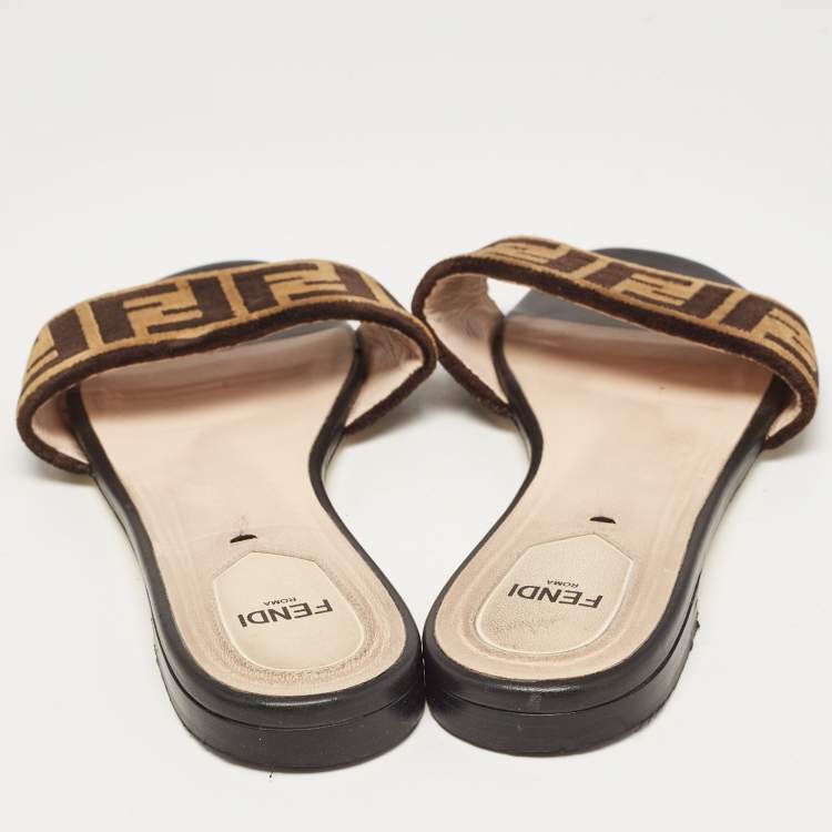 Pre Owned Fendi Black/Brown Zucca Velvet Slide Flats Size 39