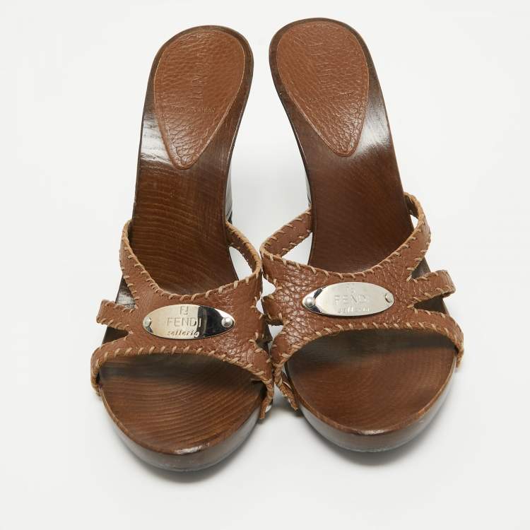 Pre Owned Fendi Brown Leather Wadge Sandals Size 39