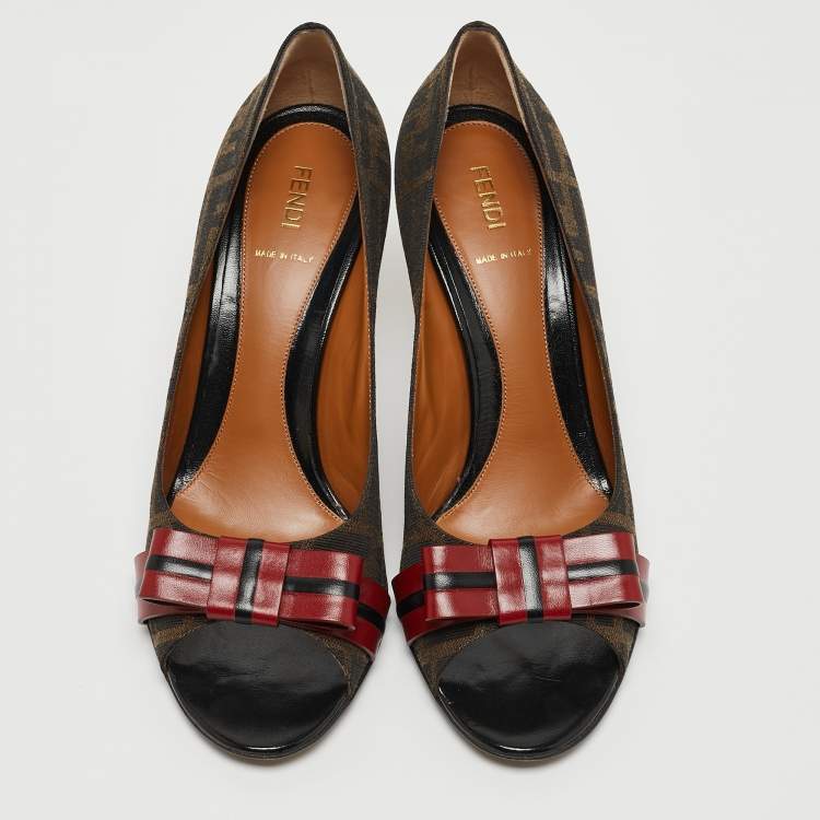 Pre Owned Fendi Brown/Burgundy Tobacco Zucca Canvas and Leather Bow Pumps Size 41