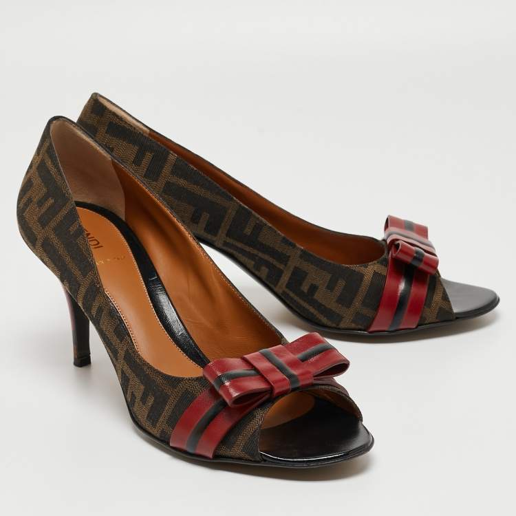 Pre Owned Fendi Brown/Burgundy Tobacco Zucca Canvas and Leather Bow Pumps Size 41