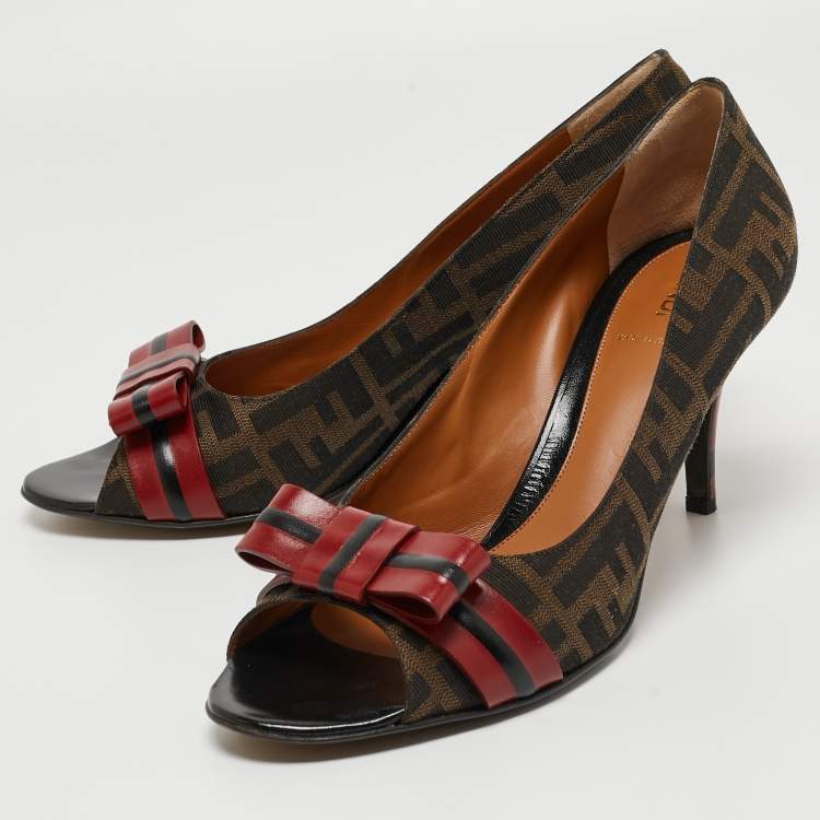 Pre Owned Fendi Brown/Burgundy Tobacco Zucca Canvas and Leather Bow Pumps Size 41
