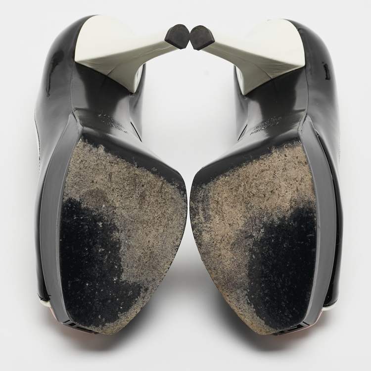 Pre Owned Fendi Black Patent Leather Fendista Pumps Size 37