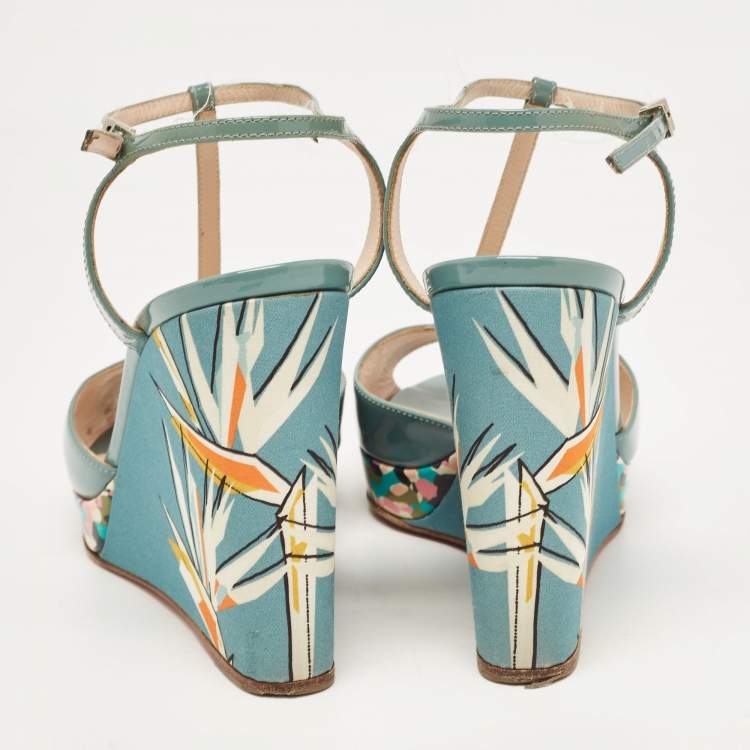 Pre Owned Fendi Grey Patent Leather Printed Wedge Ankle Strap Sandals Size 39