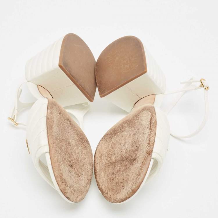 Pre Owned Fendi White Leather and Rubber Block Heel Sandals Size 41