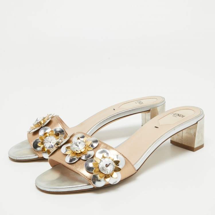 Pre Owned Fendi Metallic Leather Crystal Embellished Flowerland Slide Sandals Size 37